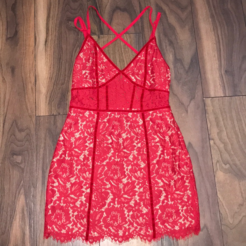 Tobi Red Lace Bodycon dress NWOT